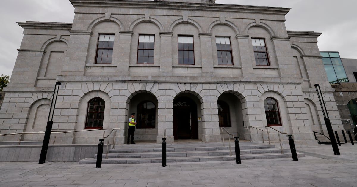 Barrister disagrees with defence that death on stag night was 'a single punch' case