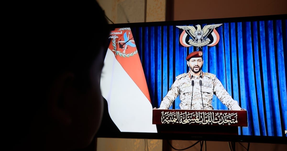 Houthis claim dawn drone and missile strikes on Saudi and Yemeni airports