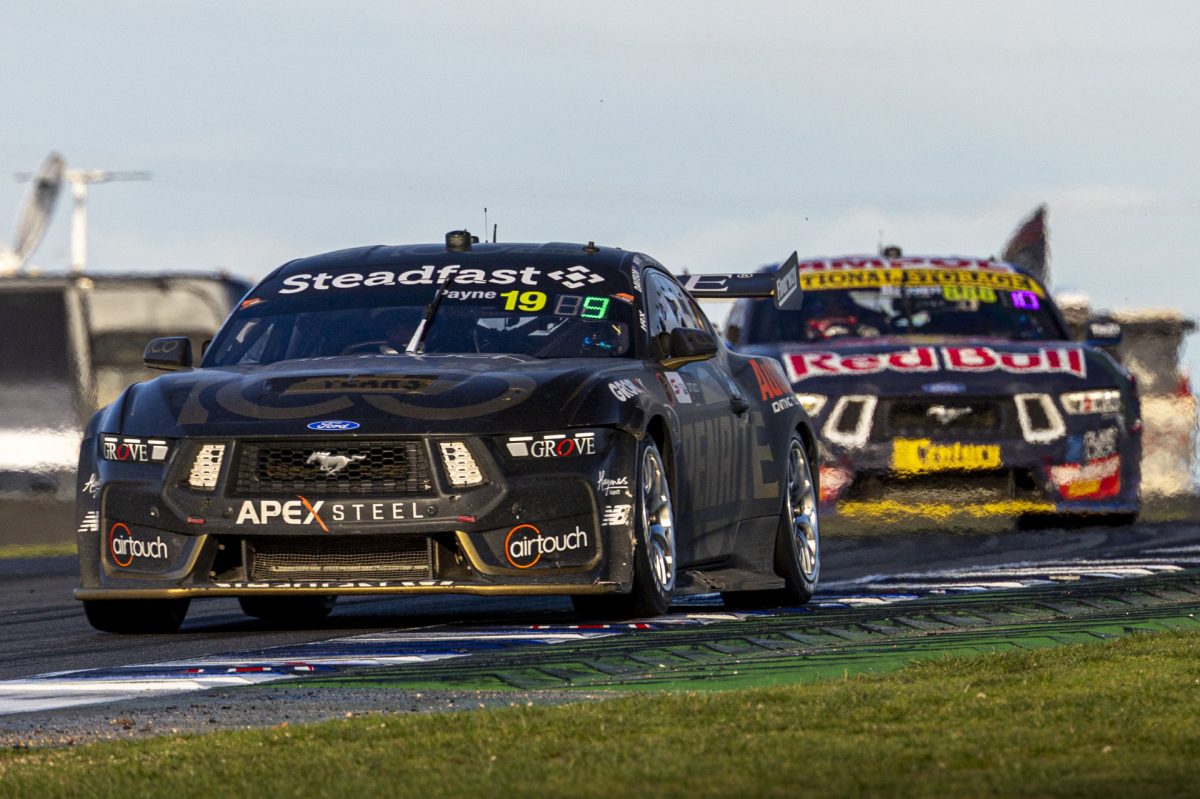 Triple Eight and Grove face-off in Bathurst charity battle
