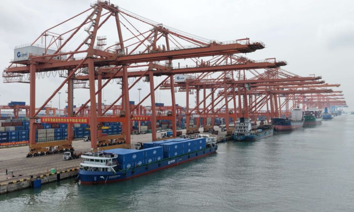 Beibu Gulf Port opens direct bauxite import corridor from Guinea to China's Chongqing