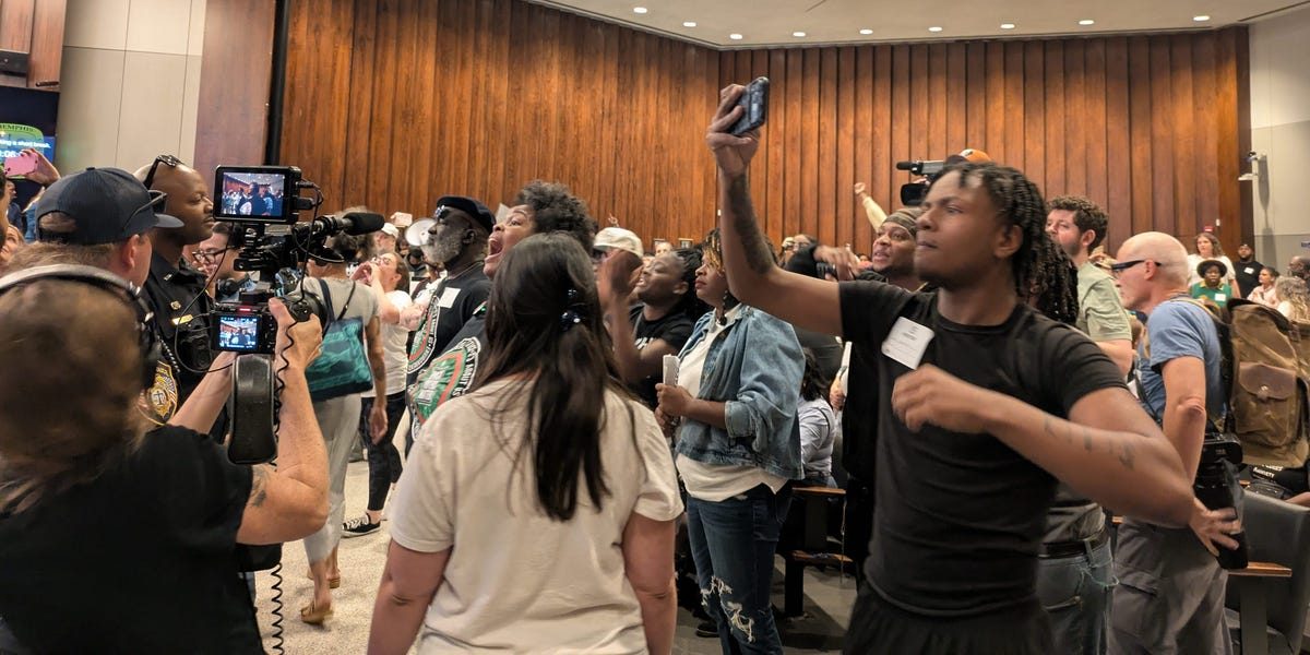 Elon Musk took heat at chaotic Memphis data center moratorium vote