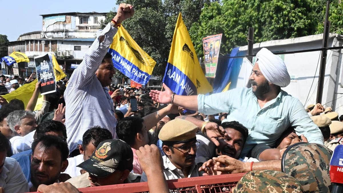 INDIA bloc's Delhi unit, AAP protest outside CEO's Office over SIR 'lapses'