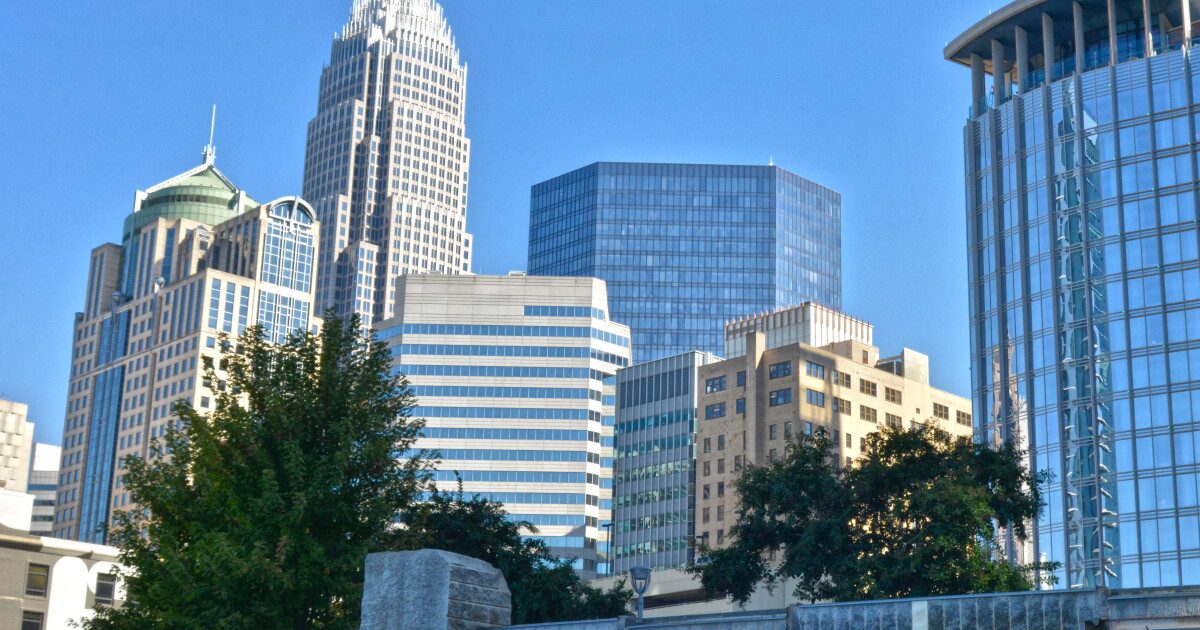 Virginia's TowneBank makes deal for a 4th NC bank