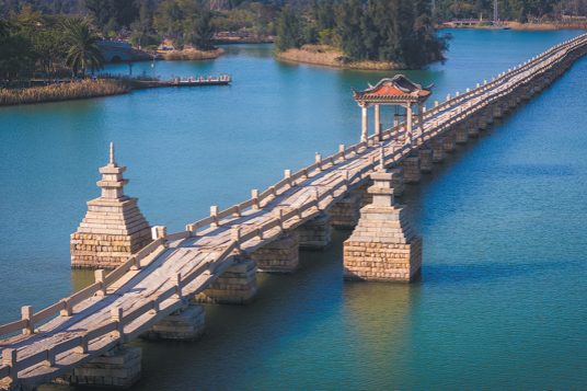 China, Cambodia's bridges show ancient techniques
