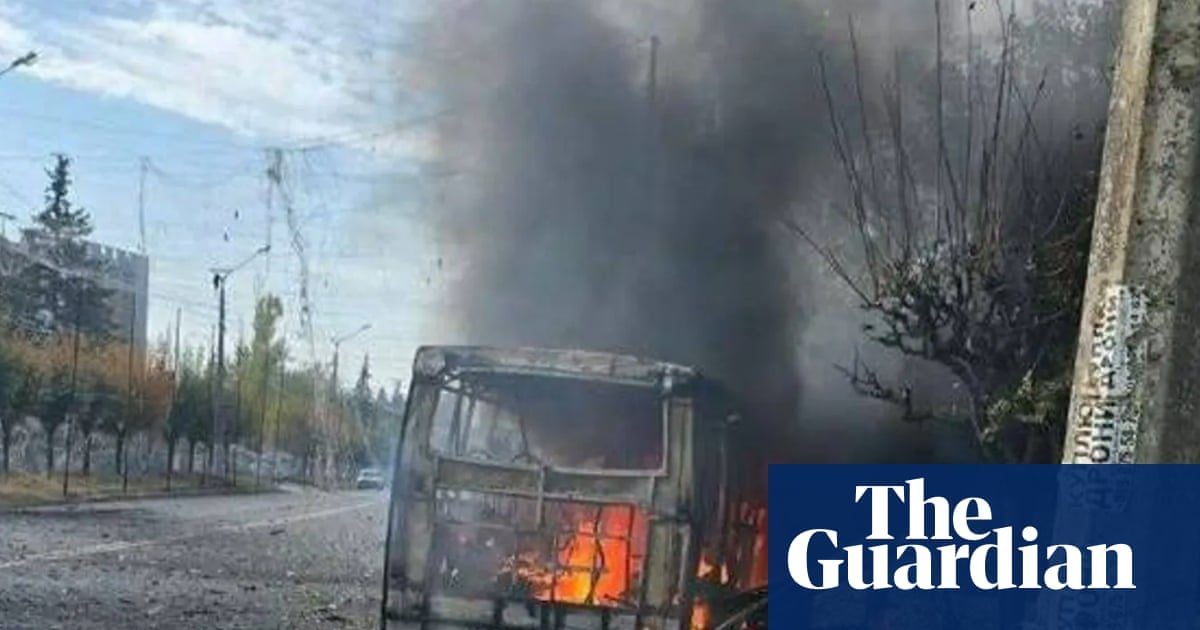Russian attack on two buses kills 30 near Ukraine frontline