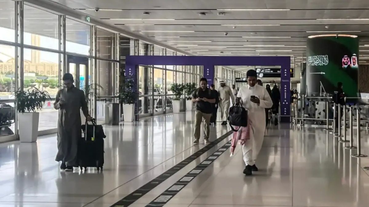Riyadh airport attack injures dozens, operations suspended