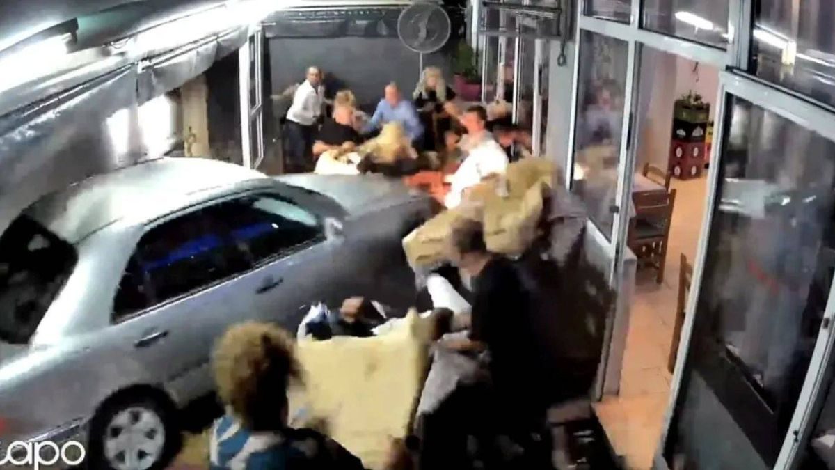Car crashes into packed restaurant in British holiday hotspot in Greece
