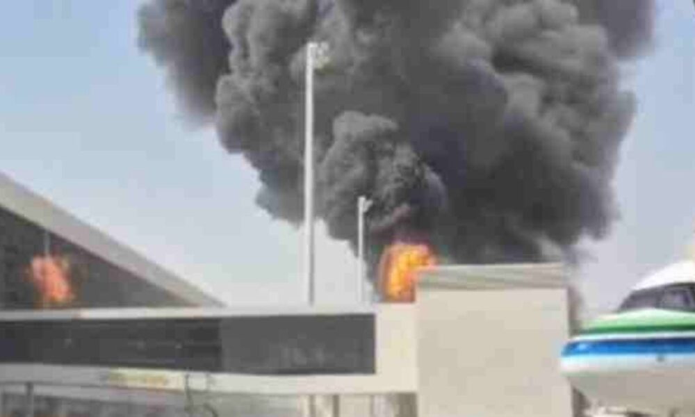 One killed, 11 injured in 2nd Houthi strike on Riyadh airport