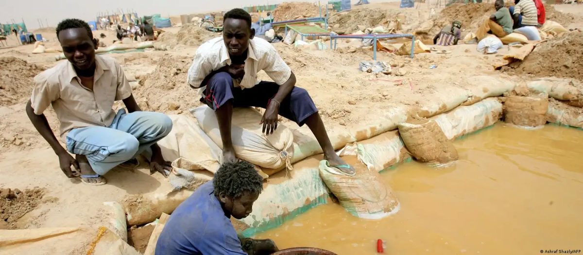 At Least 72 Gold Miners Killed in Airstrikes Near Sudan-Egypt Border, Rights Group Says