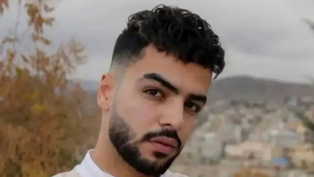 Dad says 'forgive me' in tragic final phone call with son, 21, before execution