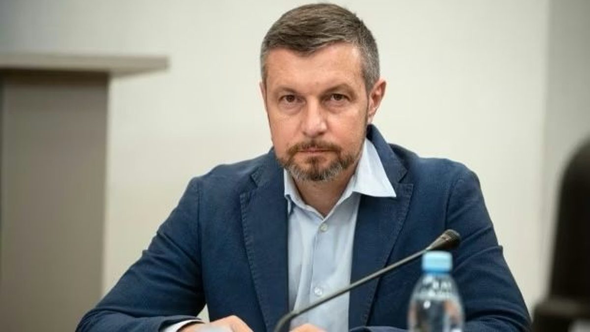 Russian Rassvet satellite system threatens Ukraine, Europe and global security