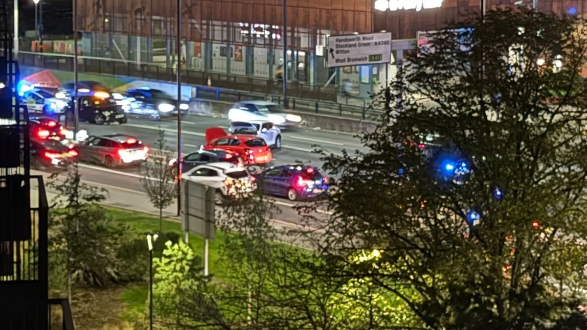 Road outside city station sealed off after serious crash