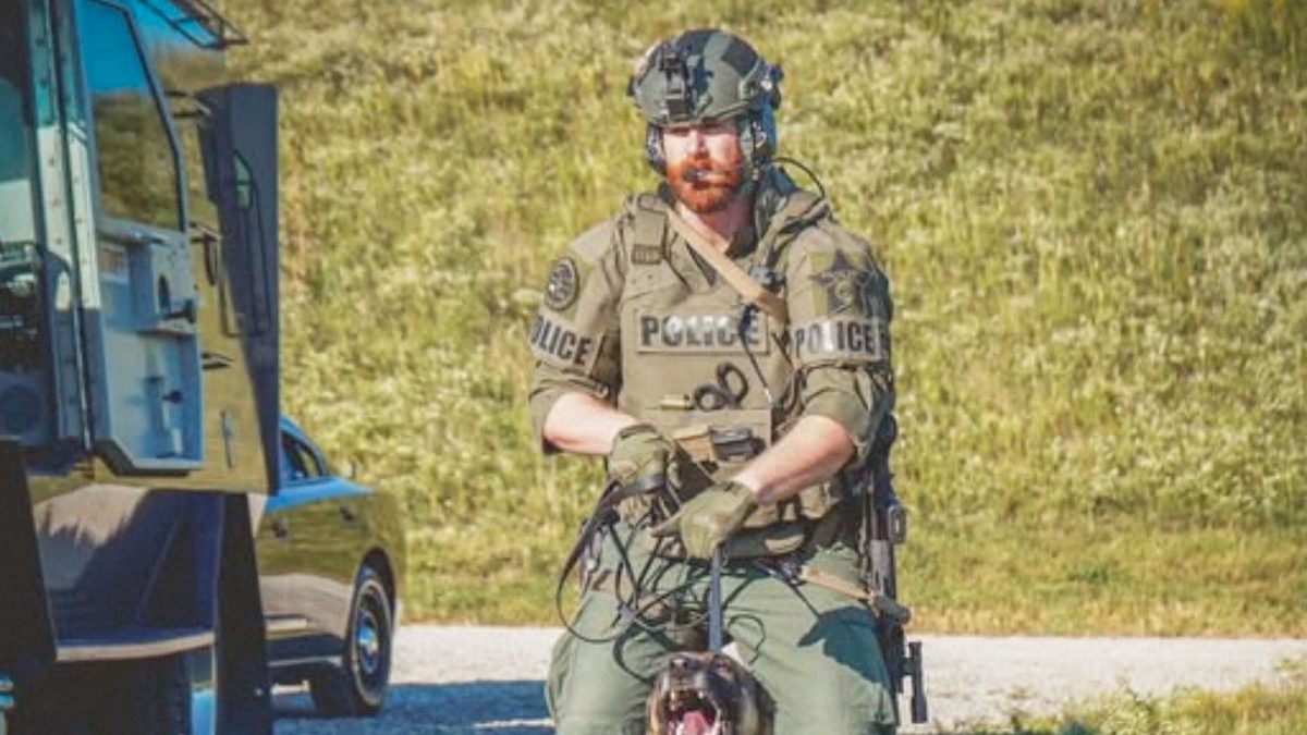 Indiana deputy resigns over comments