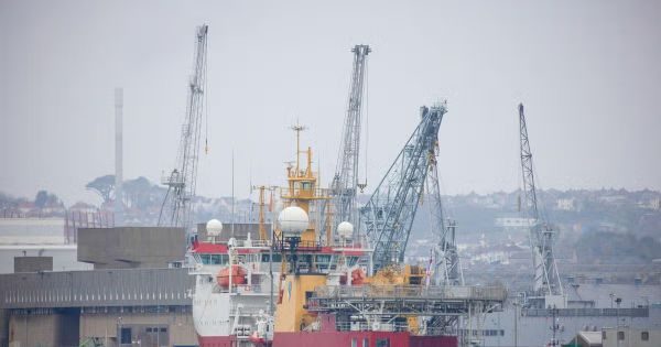 HMS Protector breaks down and leaves UK without an Ice Patrol